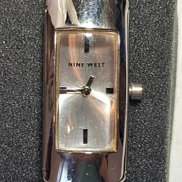 Nine West Watch EUC New Battery - Picture 1 of 5